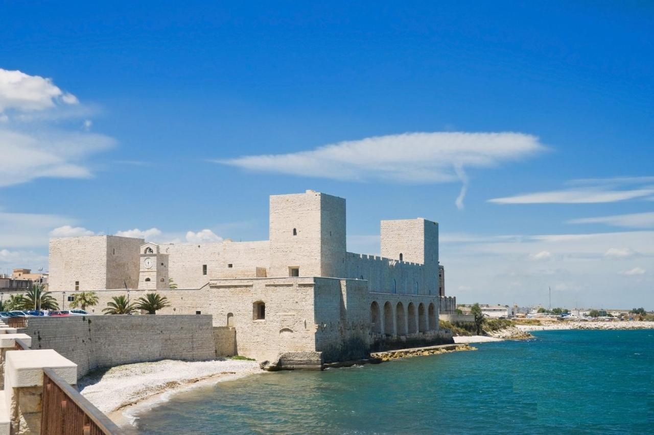 No Tag Urban Hotel Trani Exterior photo